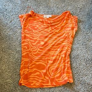 An  orange striped color